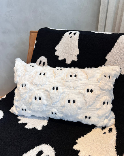 Spooky Ghost Lumbar Pillow Cover