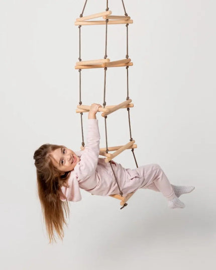 Triangle rope ladder for kids